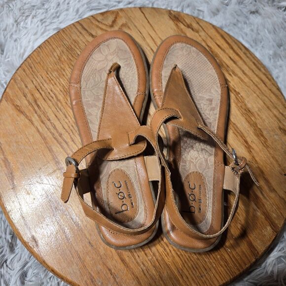 BOC Born Concept Basilia Womens Size 8M T Strap Cream Faux Leather Thong Sandals - Picture 7 of 11